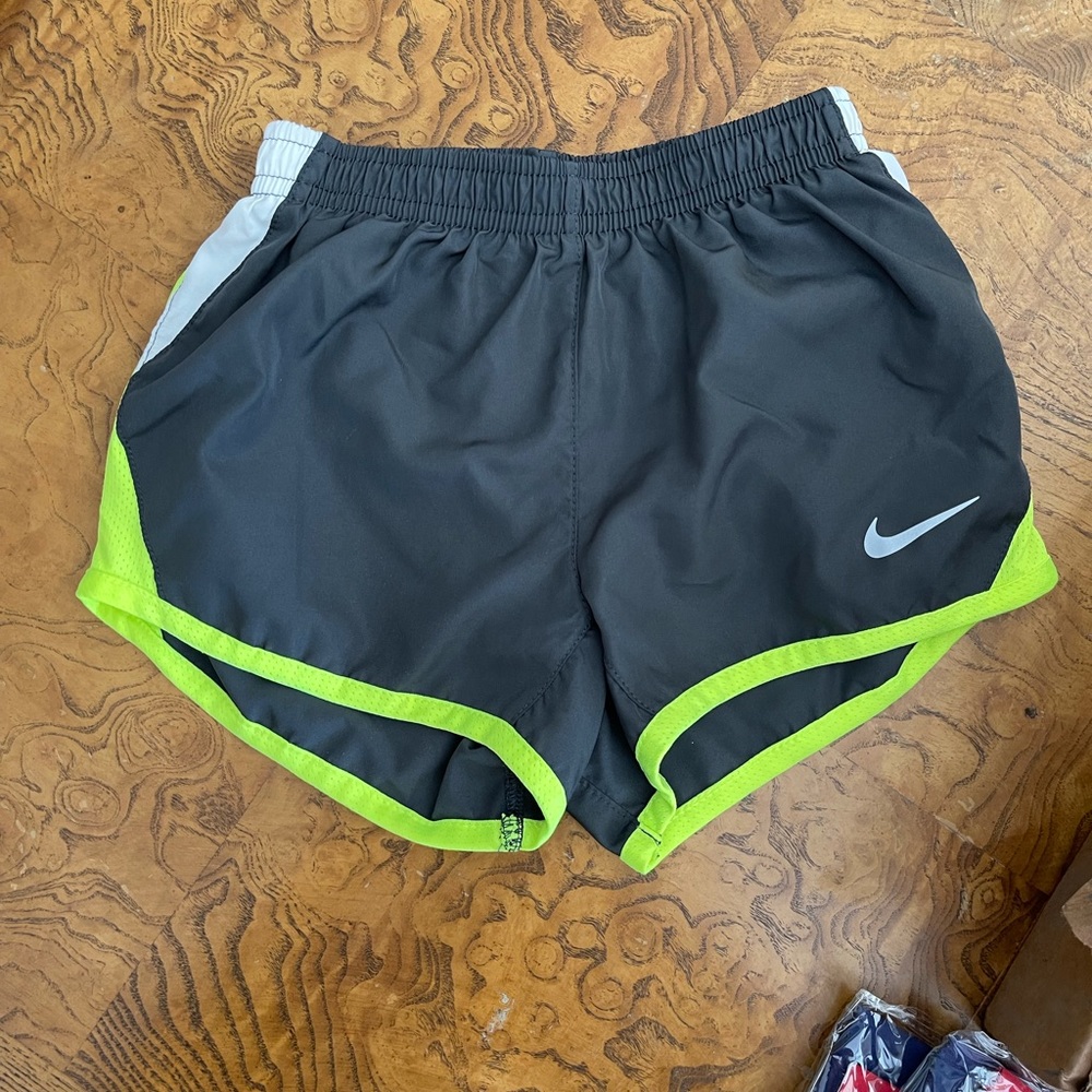 Girls 4T running shorts